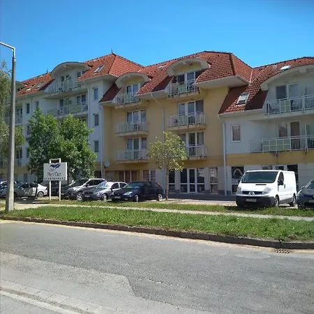 Lägenhet Karospool *